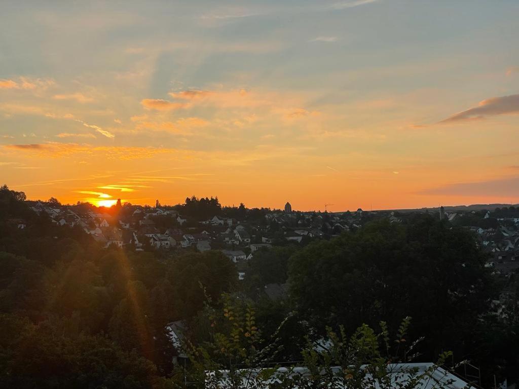 Mayen, Im Mohren, Privatzimmer Nr2, Waldrand, Nahe Nurburgring & Burg Eltz, Gemeinschaftsbad Екстериор снимка